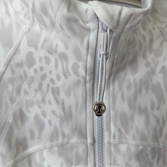Lululemon Define Jacket Nulu Size 12 Contour Spot White Multi NEW - Picture 4 of 10
